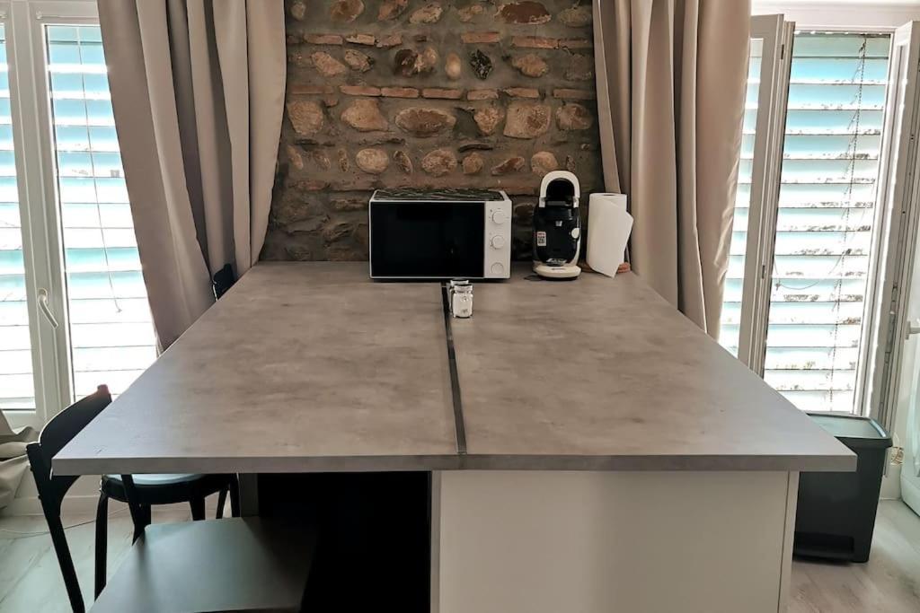 Studio Coquet Avec Vue Sainte-Foy-lès-Lyon Exteriör bild